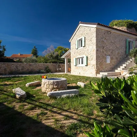 Ferienhaus Misto Mit Whirlpool By Interhome Polje (Krk)