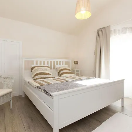 Misto Mit Whirlpool By Interhome Tatil Evi