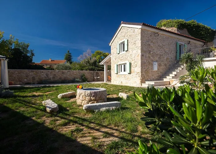 Ferienhaus Misto Mit Whirlpool By Interhome Polje (Krk)